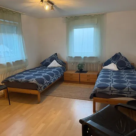 Im Apartment *